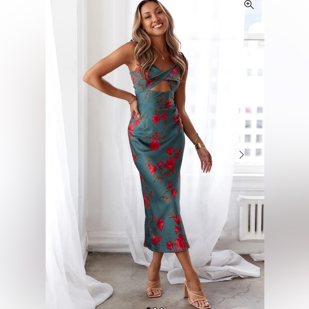 Hello Molly Floral Midi Dress